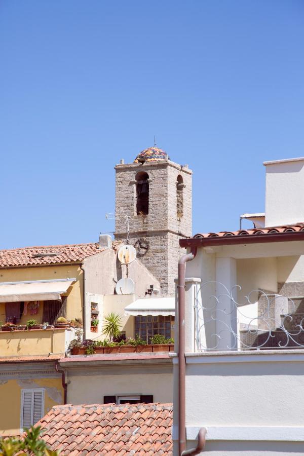 Reef Suites Olbia Exteriör bild