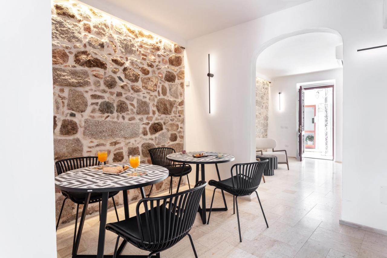 Reef Suites Olbia Exteriör bild
